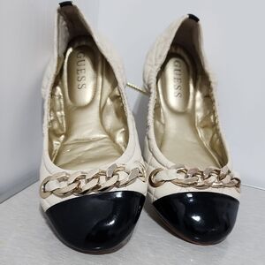 Guess Black and Cream Chain Detail Flats